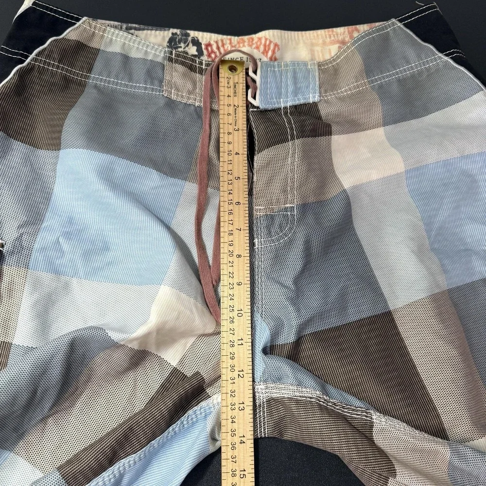 Billabong Shorts Mens 36 Mark Occhilupo Multicolor Plaid Board Shorts Surf Swim